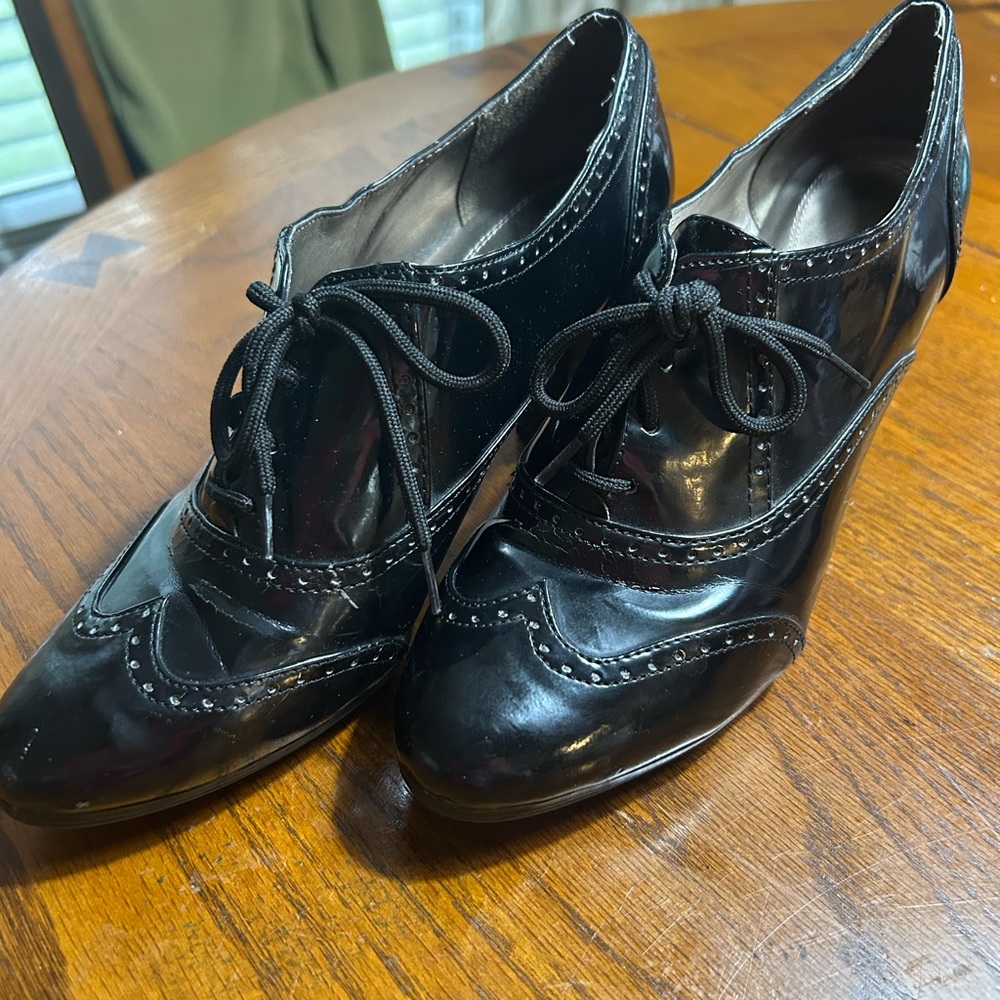 Elegant Black Oxford Women's Shoes